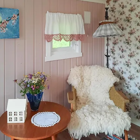 Dom wakacyjny Stunning In Oydegard